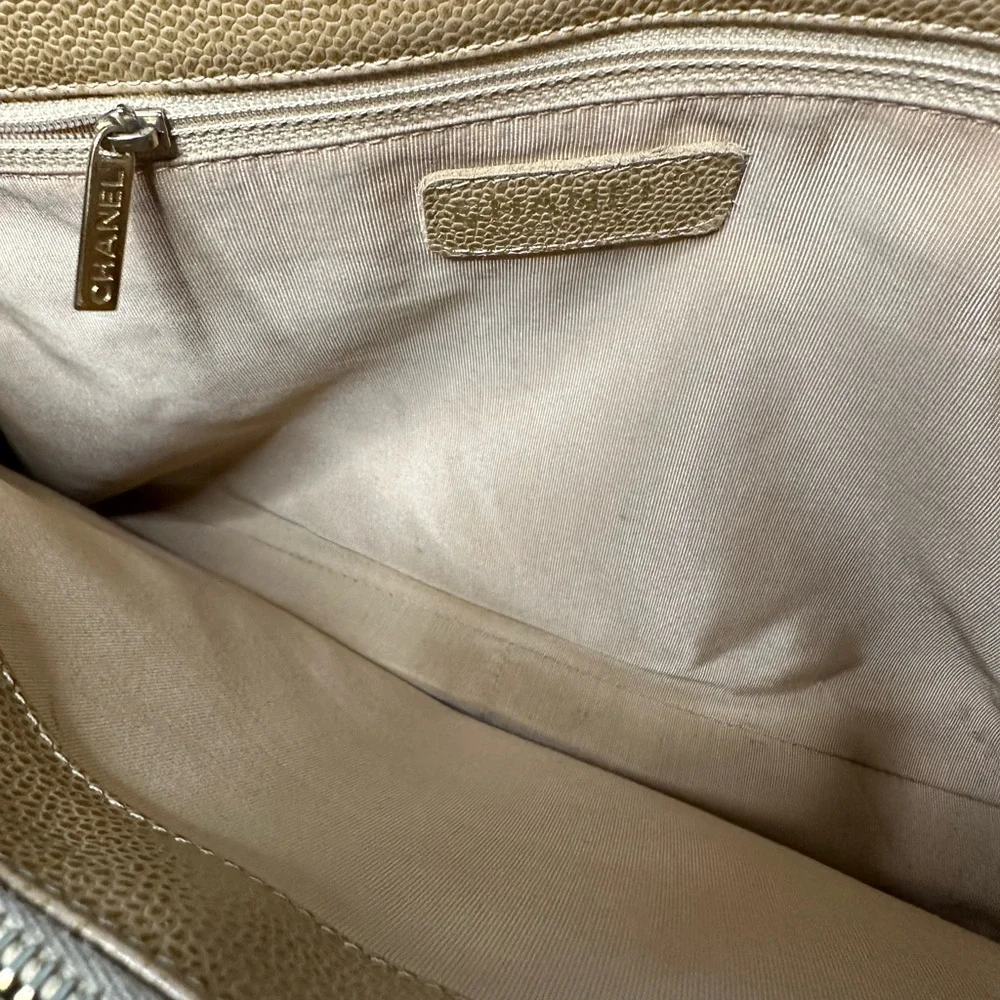 Chanel Caviar GST Pm tote - Picture 10 of 12
